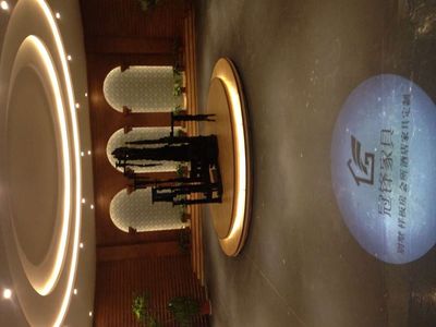 【廣州冠鋒家具實業(yè)】 - 廣告發(fā)布 室內(nèi)人